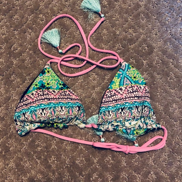Victoria's Secret Other - Victoria’s Secret swim top size M reversible with tassels